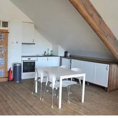 Lägenhet Living With Open Solution 1 Km From Torp Airport *